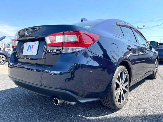 ☆全国のネクステージからお取り寄せが可能※!遠方の店舗に展示してあるクルマが気になる場合も、最寄りの店舗でご覧いただくことが可能です!是非私たちに要望をお聞かせください!※別途費用