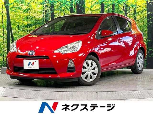 トヨタ　初代アクア　1/30 カラーサンプル　レッド トヨタ 初代アクア 1/30 カラーサンプル レッド トヨタ アクア 1