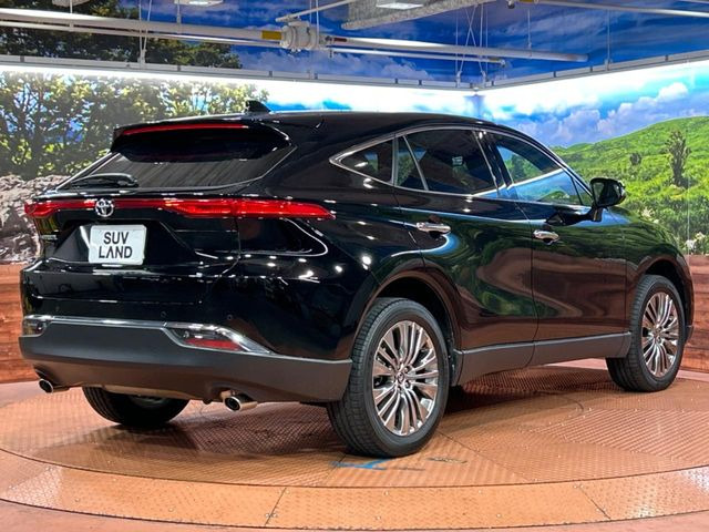 ☆全国のネクステージからお取り寄せが可能※!遠方の店舗に展示してあるクルマが気になる場合も、最寄りの店舗でご覧いただくことが可能です!是非私たちに要望をお聞かせください!※別途費用