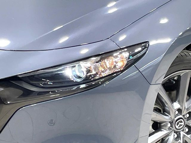 �yLED�w�b�h���C�g�z���V����ԑ��s�����ǍD�Ȏ��E���m�ۂ����S���ĉ^�]�ł��鍂�P�xLED�w�b�h���C�g�𑕔�!�_�����x�������A����d�͂��}�����Ă��܂��B