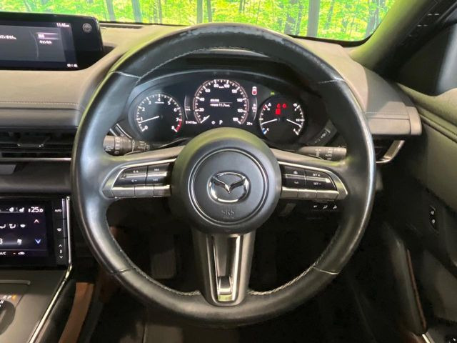 �y�����v�����X�e�A�����O�z�㎿�Ȋv���g�p���邱�ƂŁA��ɂ����������݂ƂĂ��^�]���₷���n���h���ł���