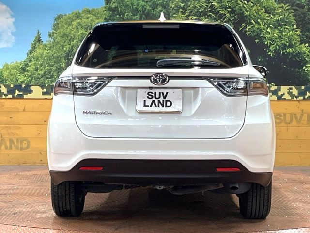 安心の最長10年・走行無制限保証(有償)をご用意。保証内容も充実はもちろん、無料点検&オイル交換や、年中無休の全国・24時間ロードサービスも付帯されておりますのでご安心下さい。