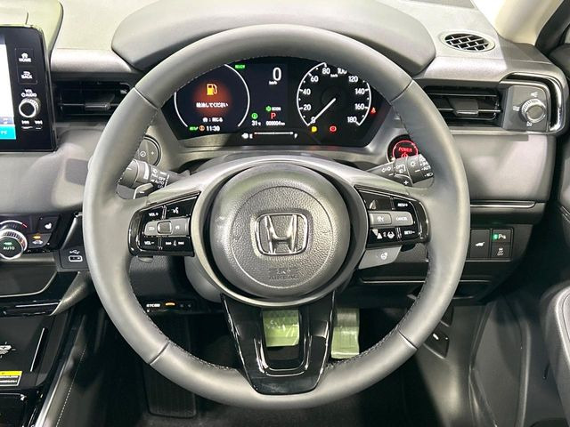 �y�����v�����X�e�A�����O�z�㎿�Ȋv���g�p���邱�ƂŁA��ɂ����������݂ƂĂ��^�]���₷���n���h���ł���