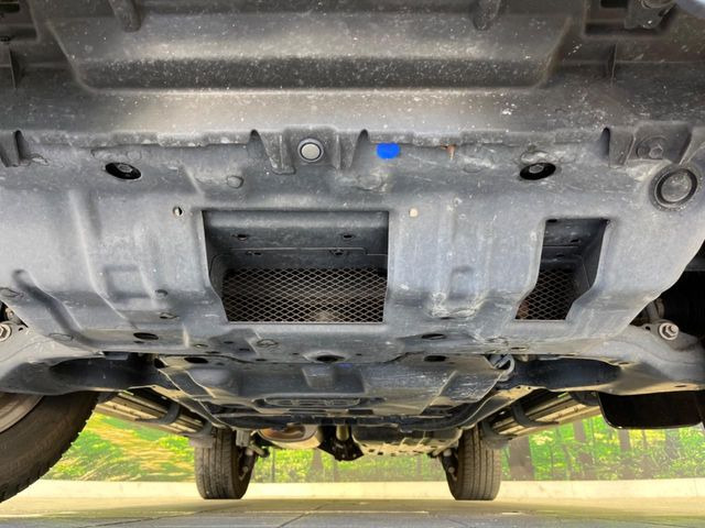 下回りがきれいなうちに、防錆加工の施工がオススメ。降雪地域はもちろん、沿岸部にお住いの方や、趣味でマリン・ウィンタースポーツをされる方にご好評いただいております。