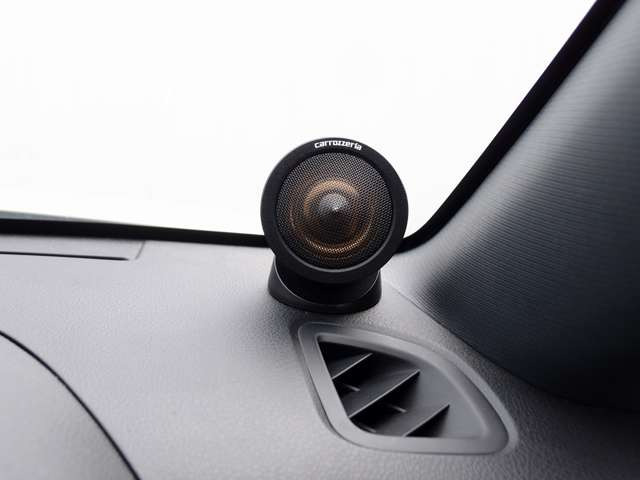 WRXSTIタイプRA NBRチャレンジPKG/200台限定車/カロッツエリアHDD地デジナビ/Bluetooth/ETC/HID/BBS18AW/タイヤTOYO PROXESRIR8分山