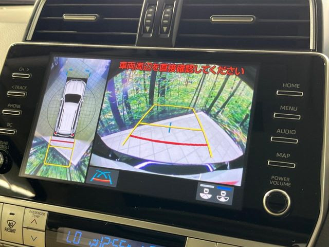 【パノラミックビューモニター】専用のカメラにより、上から見下ろしたような視点で360度クルマの周囲を確認することができます☆死角部分も確認しやすく、狭い場所での切り返しや駐車もスムーズに行えます。