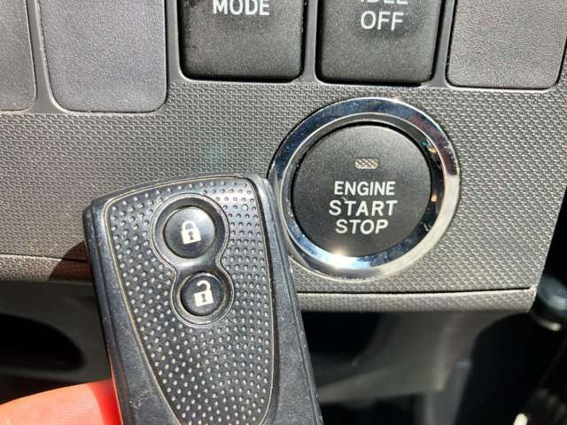 �y�X�}�[�g�L�[&�v�b�V���X�^�[�g�V�X�e���z�J�o����|�P�b�g�ɓ��ꂽ�܂܃h�A�̊J���ł��A�����^�b�`�Ŋy�X�G���W�����������܂���