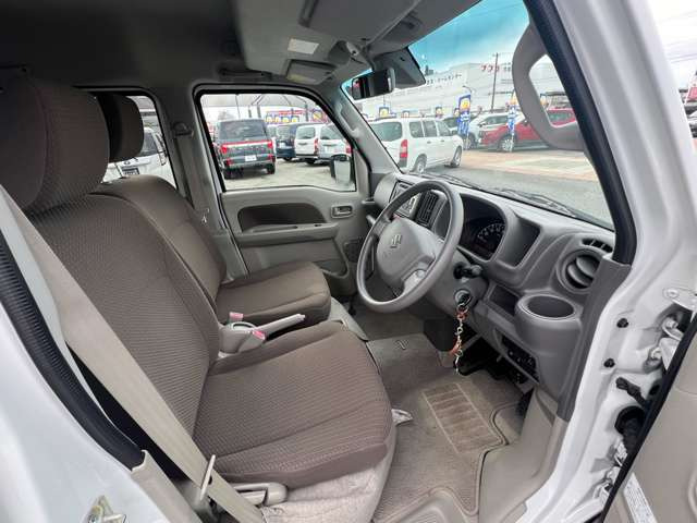 ���J�[�i�r�A�A���~�z�C�[���AHID���C�g���̃J�[�p�i��������舵���Ă��܂�������]������΂��Ђ����k����������