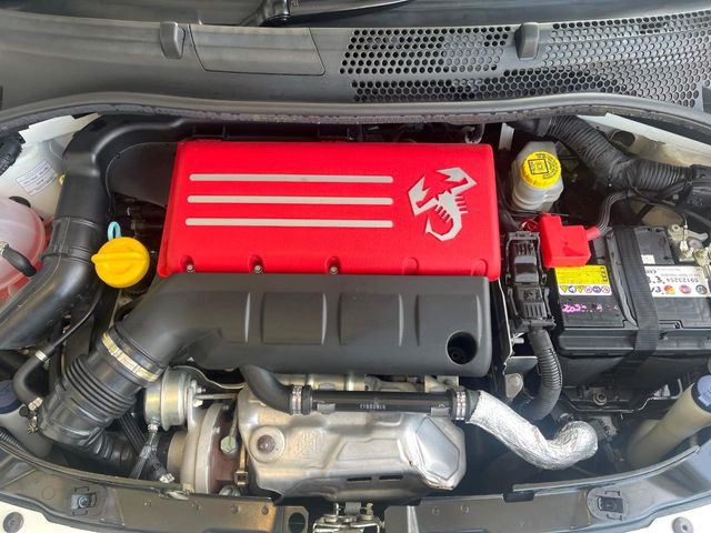 �����X�ł́A�e���[�J�[�̐�p�f�f�e�X�^�[�𓱓��B���Ǝ��i�����e�N�j�J���X�^�b�t���풓���Ă���܂��̂ŁA������̍ۂɂ����S���Ă����p���������܂��B