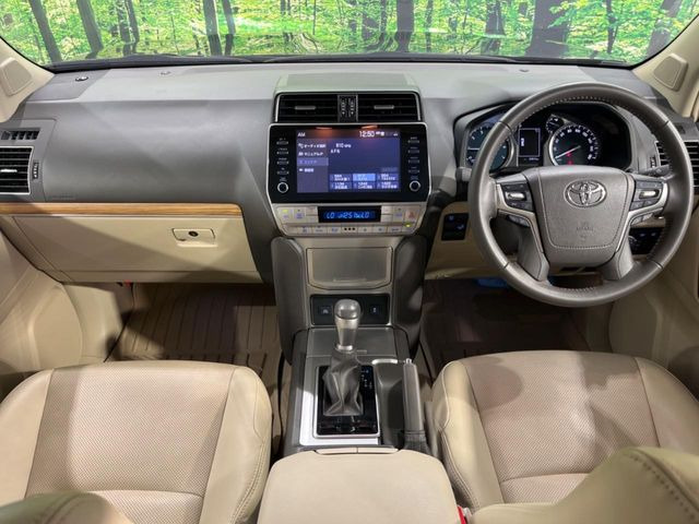 グループ総在庫数約30,000台!!全国の系列店からメーカー・車種問わずご紹介出来るので、あなたにピッタリのお車が見つかるはずです♪まずはお問い合わせ下さい☆