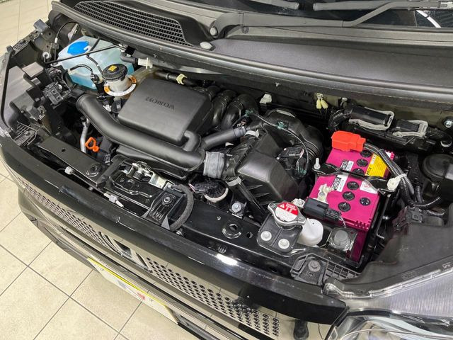 親切・丁寧な専門メカニックスタッフが応対!・車検・点検整備・事故等の修理などアフターサービスも安心。お車のカスタマイズもネクステージのサービススタッフまでご相談ください!