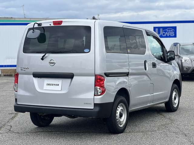 NV200バネットバン1.6 DX 4WD