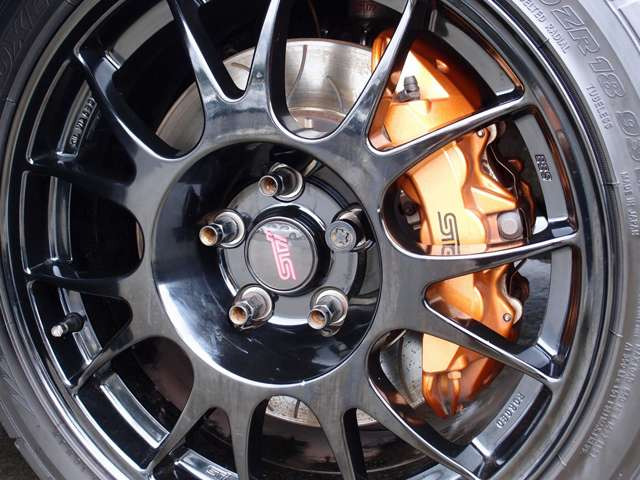 スリットローター/RECAROハーフレザーシート/ラジエーター/バックカメラ/ドラレコ/LEDウインカードアミラー/スモーク/管理ユーザー様入庫車両/取説/整備手帳/過去整備記録簿11枚