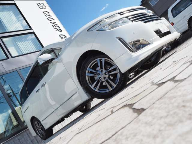 ���Ԃ̏�ԂŋC�ɂȂ镔�����������܂�����A���[���ɂČf�ڒ��ȊO�̉摜�⓮��������肷�邱�Ƃ��\�ł�!�J�[�Z���T�[�o�R�ɂĂ��₢���킹�������A���ڃ��[��:world_clovercars@yahoo.co.jp�܂ł��A����������