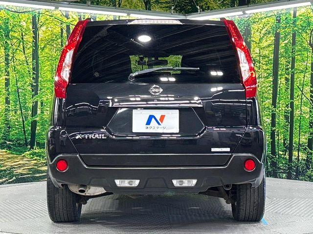 安心の最長10年・走行無制限保証(有償)をご用意。保証内容も充実はもちろん、無料点検&オイル交換や、年中無休の全国・24時間ロードサービスも付帯されておりますのでご安心下さい。