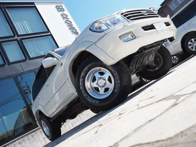 ���Ԃ̏�ԂŋC�ɂȂ镔�����������܂�����A���[���ɂČf�ڒ��ȊO�̉摜�⓮��������肷�邱�Ƃ��\�ł�!�J�[�Z���T�[�o�R�ɂĂ��₢���킹�������A���ڃ��[��:world_clovercars@yahoo.co.jp�܂ł��A����������