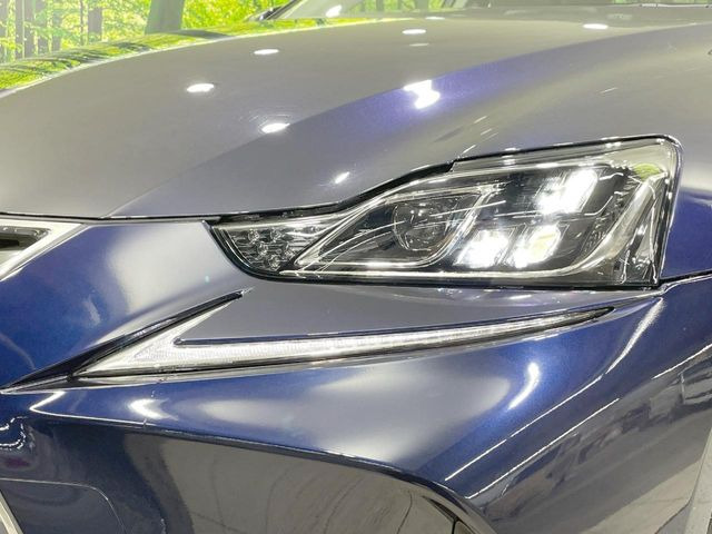 ヘッドライトやテールランプ&アルミホイール等の各種コーティングもオススメしております。レンズ部分の黄ばみや汚れを抑え、きれいな状態をメンテナンスレスで保てます♪