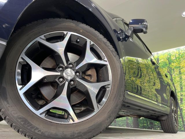 �y����18�C���`�A���~�z�C�[���z�O�ςɃ}�b�`���������A���~�z�C�[���𑕒����Ă���܂��B�e��ЊO�A���~�z�C�[����A�X�^�b�h���X�^�C�����戵�����Ă���܂��B���񂲑��k����������