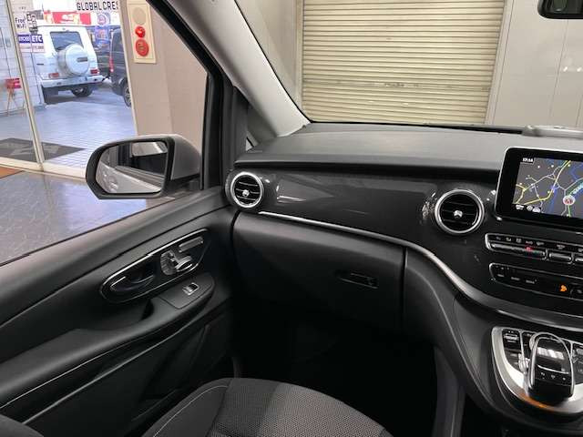 【下取・買取】お客様のお車の下取・買取、大歓迎です。日本車でも輸入車でもお気軽にご相談下さい。