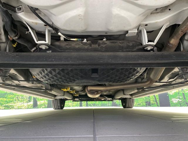 下回りがきれいなうちに、防錆加工の施工がオススメ。降雪地域はもちろん、沿岸部にお住いの方や、趣味でマリン・ウィンタースポーツをされる方にご好評いただいております。