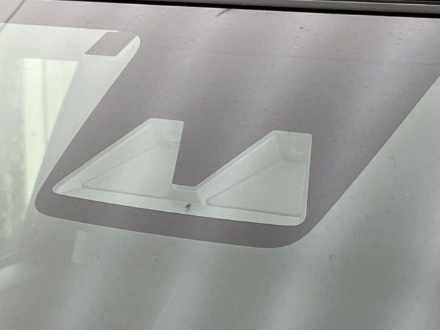 �y�X�}�[�g�A�V�X�g�z���s���ɑO���̎ԗ�����F�����A�Փ˂������Ȏ��͌x��ƃu���[�L�ŏՓˉ���Ɣ�Q�y�����A�V�X�g�B�����S�Ƀh���C�u�����y���݂��������܂��B