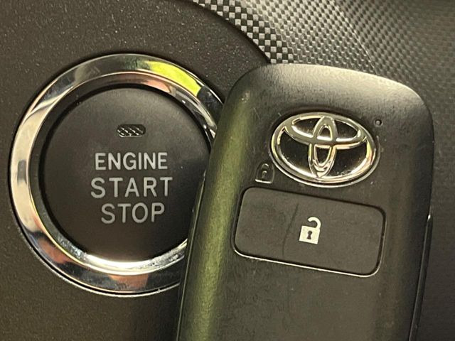 �y�X�}�[�g�L�[�z�J�o����|�P�b�g�ɓ��ꂽ�܂܂ł��h�A�̎{���E�������\�ȃX�}�[�g�L�[�𑕔��B�G���W���̃I���E�I�t�����J�M�����o���K�v����������Ƃ��Ă��֗��ł���