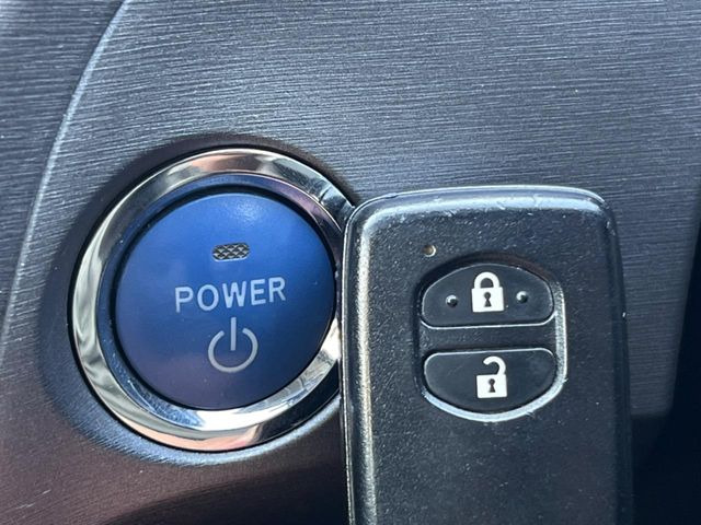 �y�X�}�[�g�L�[�z�J�o����|�P�b�g�ɓ��ꂽ�܂܂ł��h�A�̎{���E�������\�ȃX�}�[�g�L�[�𑕔��B�G���W���̃I���E�I�t�����J�M�����o���K�v����������Ƃ��Ă��֗��ł���