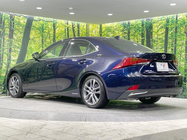 ☆全国のネクステージからお取り寄せが可能※!遠方の店舗に展示してあるクルマが気になる場合も、最寄りの店舗でご覧いただくことが可能です!是非私たちに要望をお聞かせください!※別途費用