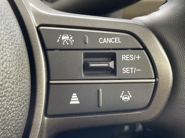 �y�A�_�v�e�B�u�N���[�Y�R���g���[���z�������H�ł̒��������s���y��!!�����ő��x��ۂN���[�Y�R���g���[�����A�Փˌy���V�X�e���ƘA�g���A�O���̎ԗ������m���ĎԊԂ�ۂ悤�ɑ��x���߂��Ă���܂�!!