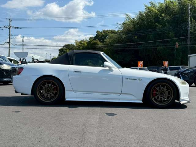 ���X�݌ɂ͊O���A�����N���[�j���O��ɓW�����A�����Ď��̏C�����̗L���A���[�^�[��������̗L������O�ҋ@�ւɂ�錟����S����{���Ă���܂��B�Ԍ��A�����A����h�������ЂőΉ��ł��܂��̂ł����S���������B