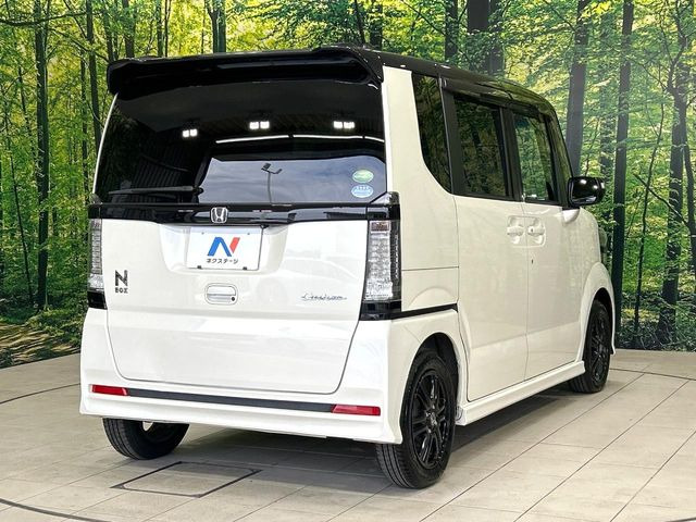 ☆全国のネクステージからお取り寄せが可能※!遠方の店舗に展示してあるクルマが気になる場合も、最寄りの店舗でご覧いただくことが可能です!是非私たちに要望をお聞かせください!※別途費用