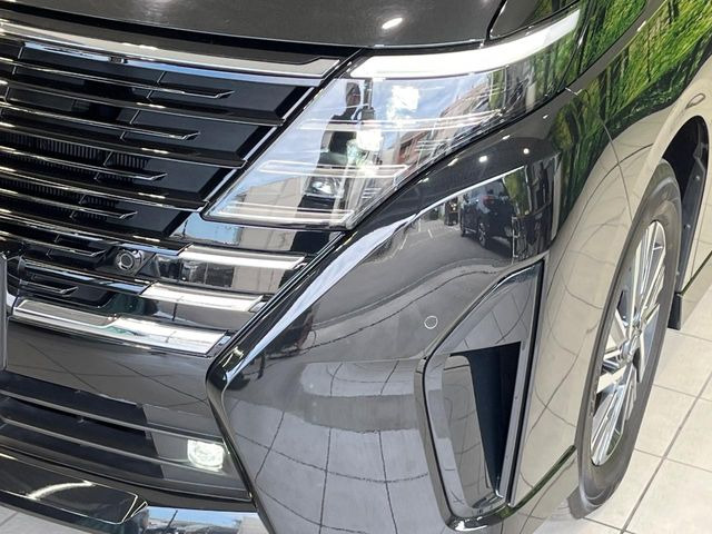 �yLED�w�b�h���C�g�z���V����ԑ��s�����ǍD�Ȏ��E���m�ۂ����S���ĉ^�]�ł��鍂�P�xLED�w�b�h���C�g�𑕔�!�_�����x�������A����d�͂��}�����Ă��܂��B