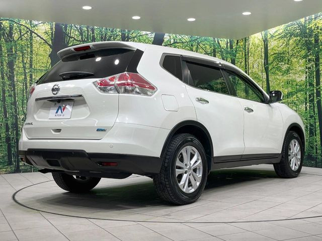 ☆全国のネクステージからお取り寄せが可能※!遠方の店舗に展示してあるクルマが気になる場合も、最寄りの店舗でご覧いただくことが可能です!是非私たちに要望をお聞かせください!※別途費用