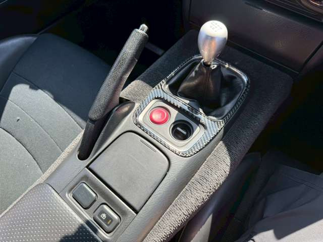 �C�ɂȂ邨�Ԃ�����܂�����E�̓d�b�ԍ����璼�ڂ��X�ɂ��₢���킹���������B�x�����@����ԗ����A��Ԃ܂łȂ�ł������������Ē����܂��B�X�^�b�t�ꓯ���A�����҂����Ă���܂��B