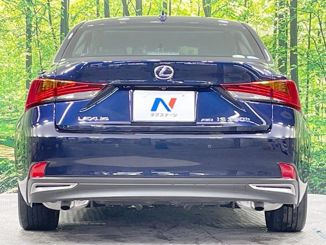 安心の最長10年・走行無制限保証(有償)をご用意。保証内容も充実はもちろん、無料点検&オイル交換や、年中無休の全国・24時間ロードサービスも付帯されておりますのでご安心下さい。