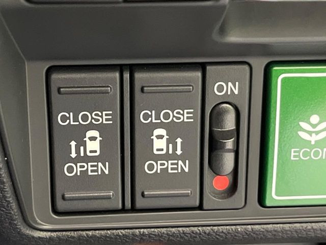 �y�����p���[�X���C�h�h�A�z�X�}�[�g�L�[��^�]�Ȃ̃X�C�b�`�Ō�ȗ����X���C�h�h�A�̊J���\���d��������͂����ăh�A���J����K�v�������A�����Ȃ��q�l�ł��ȒP�ɊJ���߂ł����K�ł���