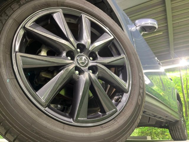 �y����19�C���`�A���~�z�C�[���z�O�ςɃ}�b�`���������A���~�z�C�[���𑕒����Ă���܂��B�e��ЊO�A���~�z�C�[����A�X�^�b�h���X�^�C�����戵�����Ă���܂��B���񂲑��k����������