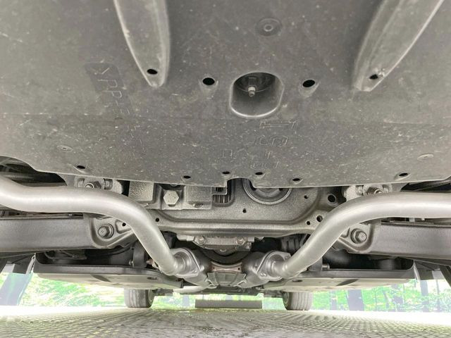 下回りがきれいなうちに、防錆加工の施工がオススメ。降雪地域はもちろん、沿岸部にお住いの方や、趣味でマリン・ウィンタースポーツをされる方にご好評いただいております。