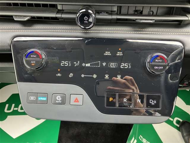 セレナ1.4 e-POWER AUTECH