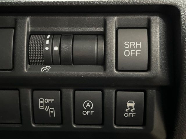 �y�����r�[�N���f�B�e�B�N�V�����z�h�A�~���[�̎��p�ɂȂ�₷���ӏ��Ɍ㑱�Ԃ��ڋ߂���ƌx����\���A�h���C�o�[�ɒ��ӊ��N�ƁA����̍ۂ̓n���h��������A�V�X�g�����܂��B