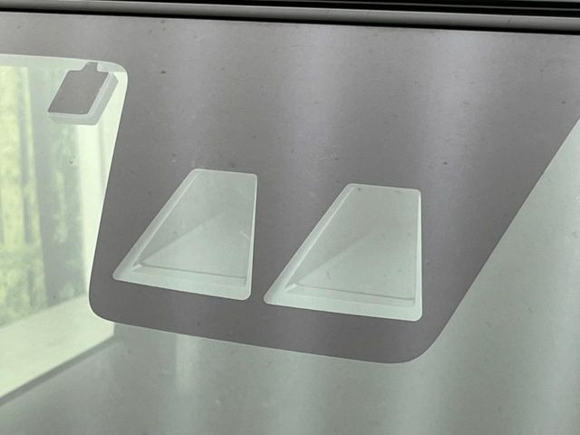 �y�X�}�[�g�A�V�X�g�z���s���ɑO���̎ԗ�����F�����A�Փ˂������Ȏ��͌x��ƃu���[�L�ŏՓˉ���Ɣ�Q�y�����A�V�X�g�B�����S�Ƀh���C�u�����y���݂��������܂��B