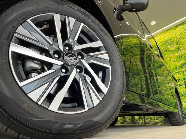 �y����16�C���`�A���~�z�C�[���z�O�ςɃ}�b�`���������A���~�z�C�[���𑕒����Ă���܂��B�e��ЊO�A���~�z�C�[����A�X�^�b�h���X�^�C�����戵�����Ă���܂��B���񂲑��k����������