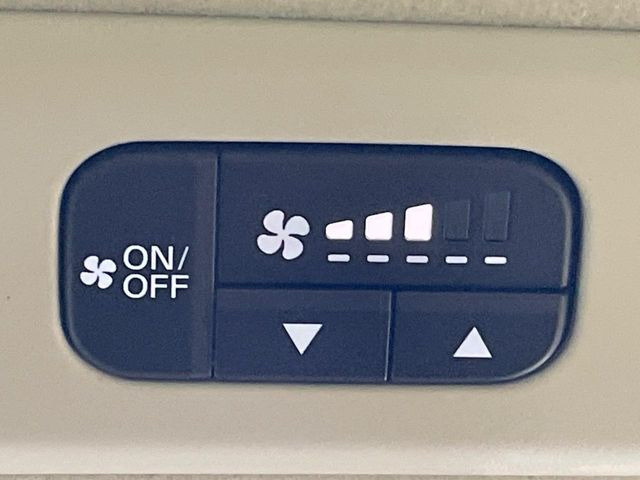 �y�T�[�L�����[�^�[�z�G�A�R���̕����㕔���Ȃ܂œ͂��Ă���A�L���ԓ���Ԃł��f�������K�ȉ��x�ɂȂ�܂����^�Ă�^�~�ɕ֗��ȋ@�\�ł��B