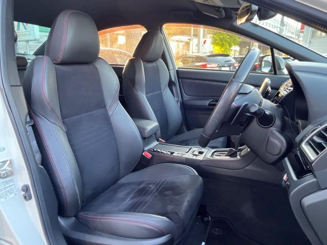 �y�n�[�t���U�[�V�[�g�z�������ƍ���S�n�𗼗������l�C�̃V�[�g���w�ʁE���ʂ̃t�@�u���b�N�f�ނ́A�ʋC���̗ǂ��⊊��ɂ����ɗD��Ă��܂��B�C���╞���ɍ��E���ꂸ���K�ɂ���肢�������܂��B