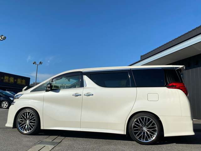 ★オンライン相談★パソコン・スマホのビデオ通話を利用した、オンライン相談が可能です。お車の外装や内装シートの状態等、オンラインで確認頂けます。※詳しくは「オンライン相談希望」とお問い合わせください。