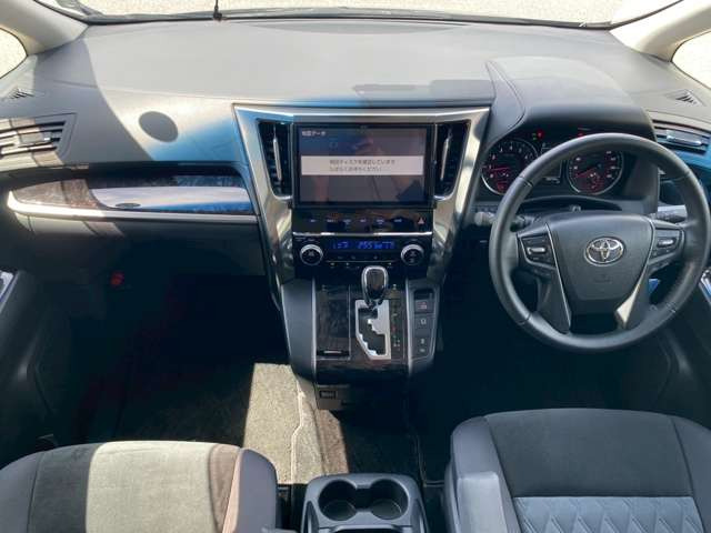 スリークロス滋賀店の展示車両は試乗が可能ですので、見て触って乗って、ご納得頂いた上でご購入頂けます!(試乗をご希望の方は事前にご予約下さい)