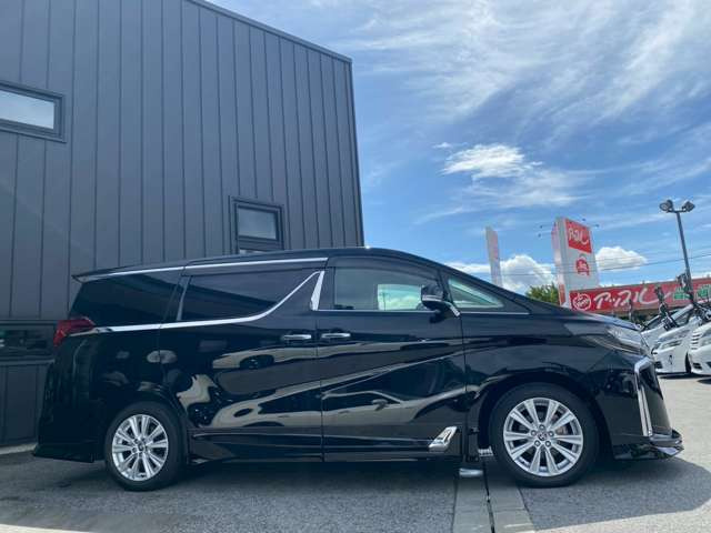 特殊なお車の制作や販売も可能です!(キッチンカーや積載車、ダンプカーやレプリカ車、バスなどなど)流行りのSUVは勿論、EV(電気自動車)やハイブリッド(PHEV含む)も納車実績がございます!何でもご相談を!