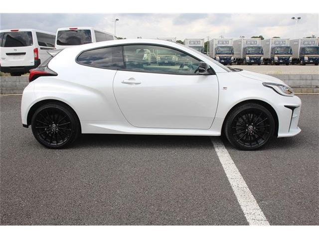 ���Ǝҗl�ւ̔̔��͂��f�肳���Ă��������܂��B �Ԍ������ԗ��̏ꍇ�́A�Ԍ����擾�������x�������z�ŕ\�����Ă���܂��B