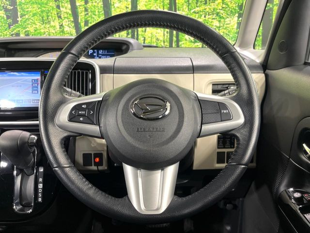 �y�X�e�A�����O�X�C�b�`�z�^�]���A�O������ڐ������炷���ƂȂ��A�I�[�f�B�I���̑��삪�\�ȕ֗��@�\!���S&���K�ȃh���C�u�����o���Ă���܂���