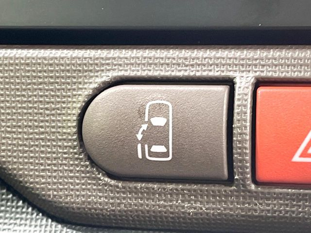 �y�p���[�X���C�h�h�A�z�X�}�[�g�L�[��^�]�Ȃ̃X�C�b�`�ŃX���C�h�h�A�̊J���\���d��������͂����ăh�A���J����K�v�������A���������q�l�ł��A�d���ו��������Ă��鎞�����N�ɊJ���߂ł��܂���